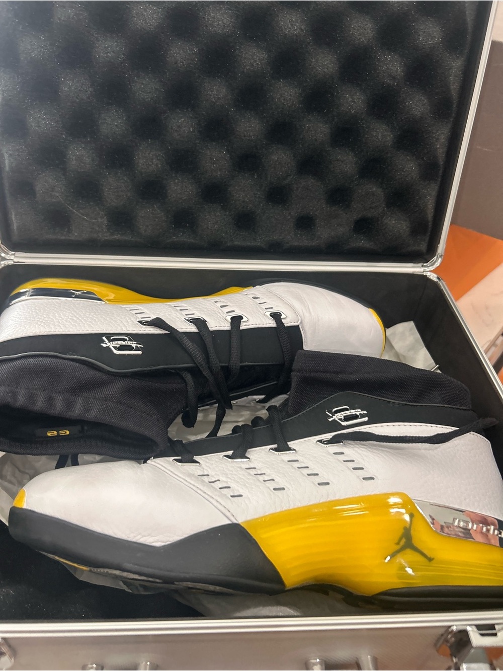Nike Men's White Black and Yellow Performance Basketball Shoes